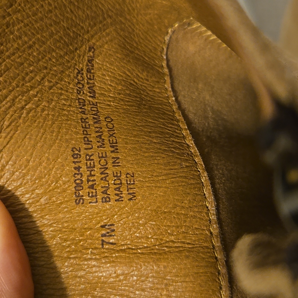 Sofft Sharnell Low Tan Suede Boots - Picture 14 of 17